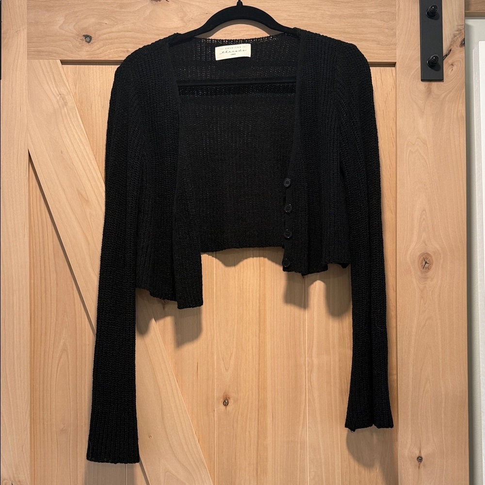 American Threads Black Cropped Knit Sweater NWOT (size L)
